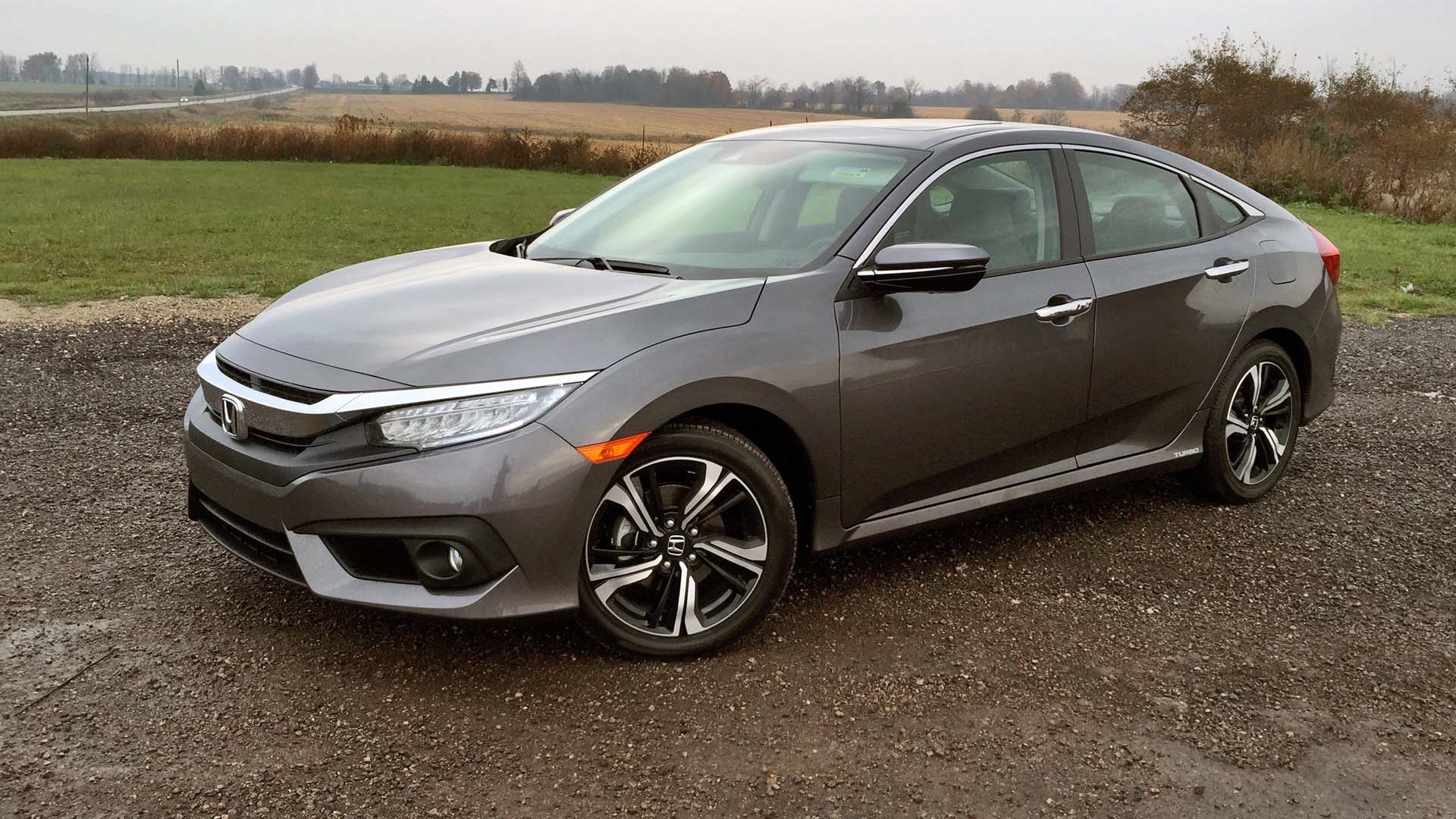 Honda Civic 15- Ön Cam 5400 TL Montaj Dahil 