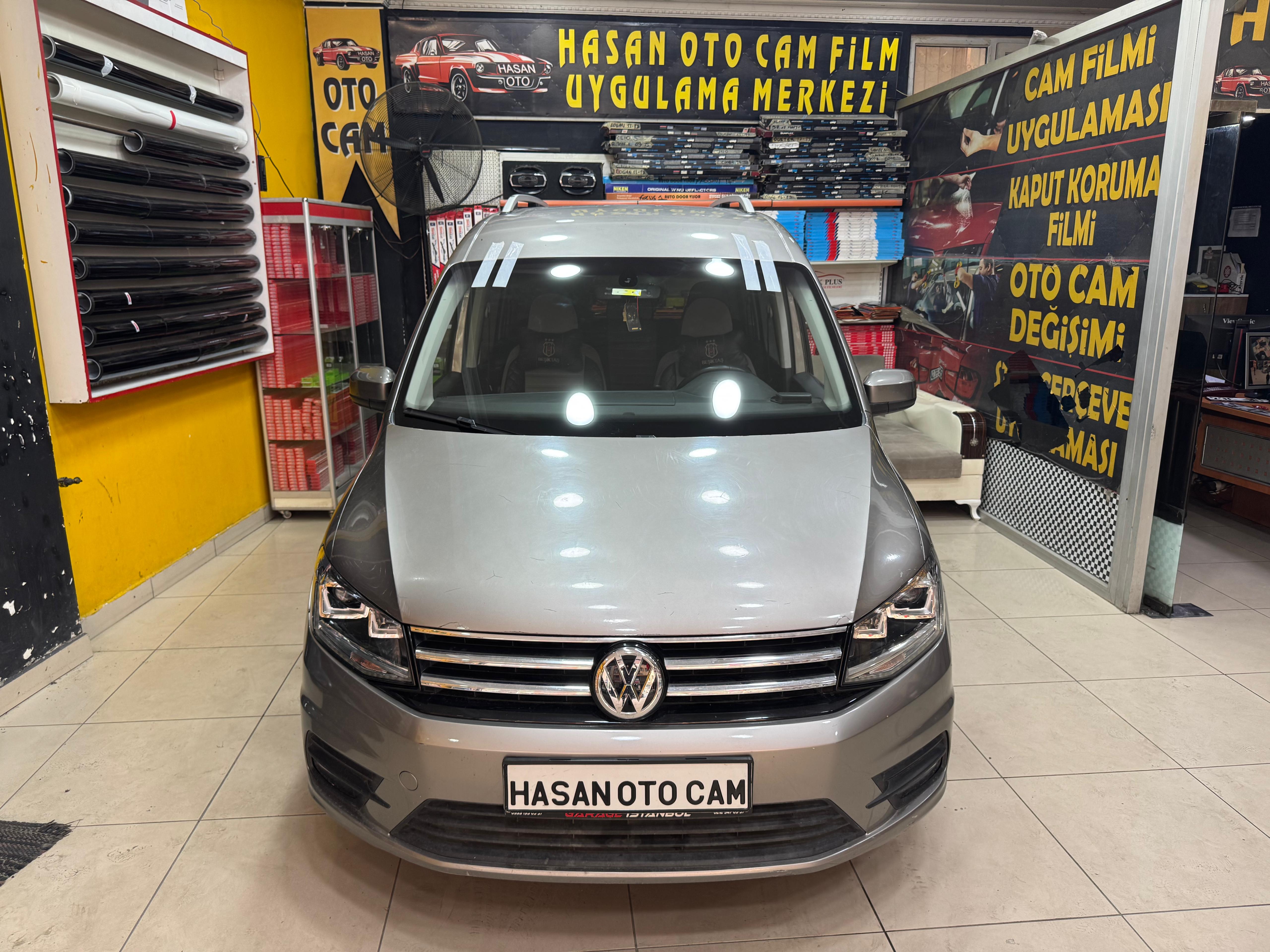 Volkswagen Caddy Ön Cam 7000 TL Montaj Dahil