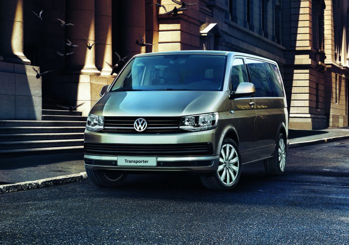Volkswagen Transporter Ön Cam 5700 TL Montaj Dahil İstanbul